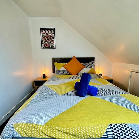 Space For Groups, 10 Mins From Queen St! Cardiff Luaran gambar
